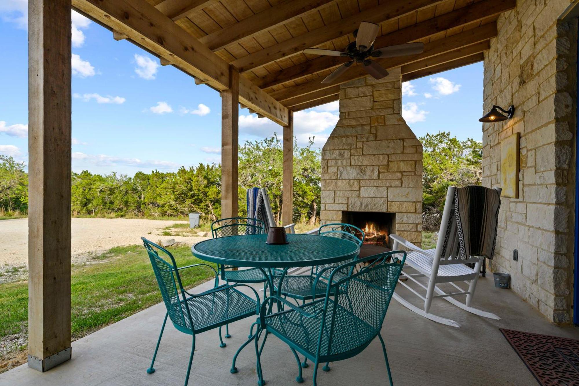 Hill Country Casitas Villa Dripping Springs Exterior photo